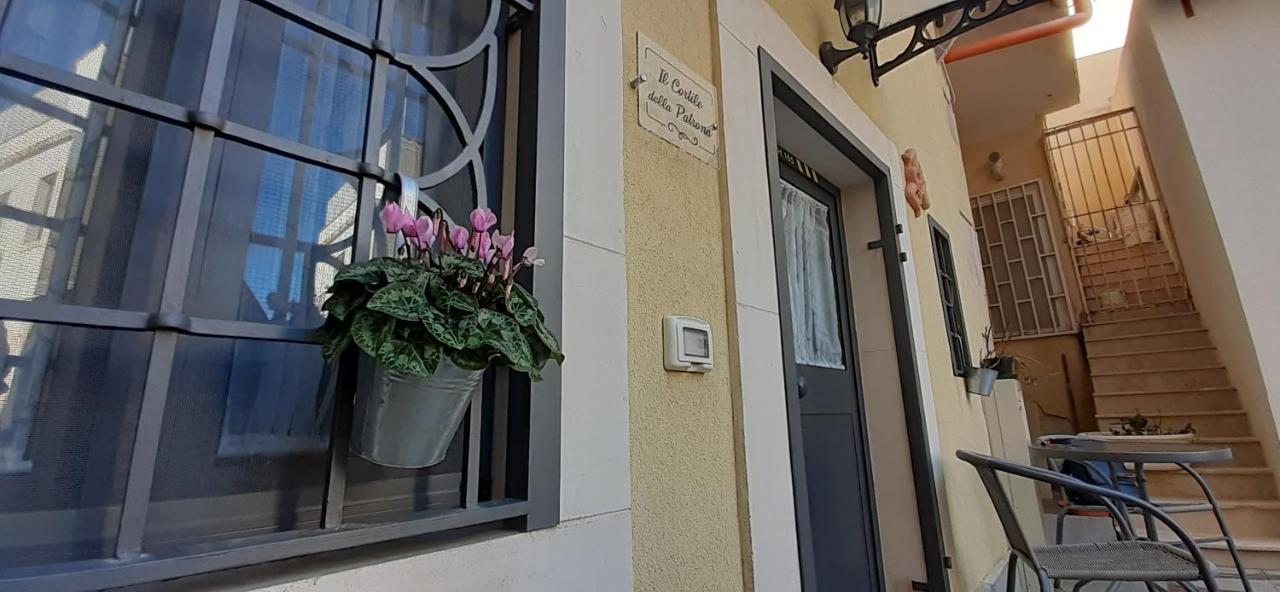 Il Cortile Della Patrona *